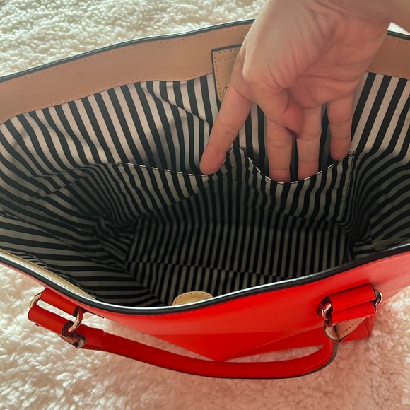 Kate Spade orange handbag and wristlet set - Picture 12 of 16